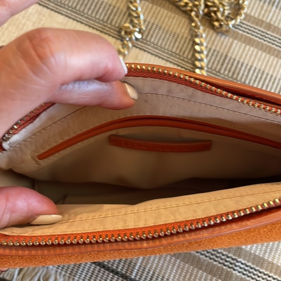 ZARA orange suede chain strap bag. - Picture 4 of 5